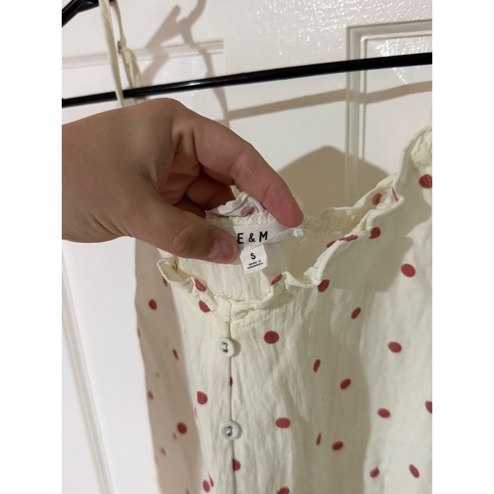 E & M Womens Polka Dot Button Front Camisole Top Cream Red Ruffle Trim Small - Picture 4 of 4